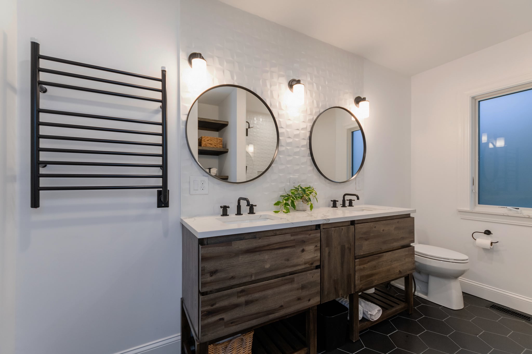 modern bathroom with luxury tile decor